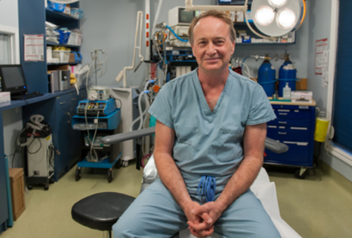Tim Sproule Plastic Surgeon in operating room